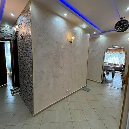 2 Bedroom 2 Beds Flat In